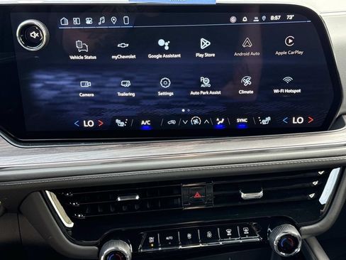 New 2026 Chevrolet Suburban LT w/ Comfort Package AWD/4WD image 3