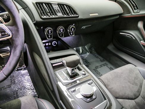 Used 2023 Audi R8 V10 GT RWD image 37