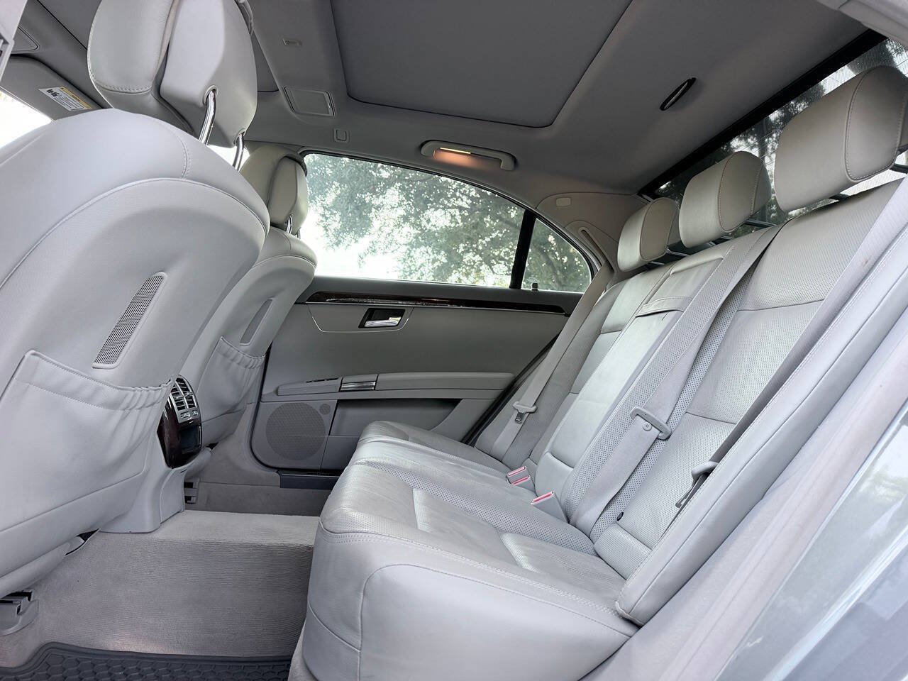 Used 2011 Mercedes-Benz S 550 w/ Sport Pkg Plus One image 14