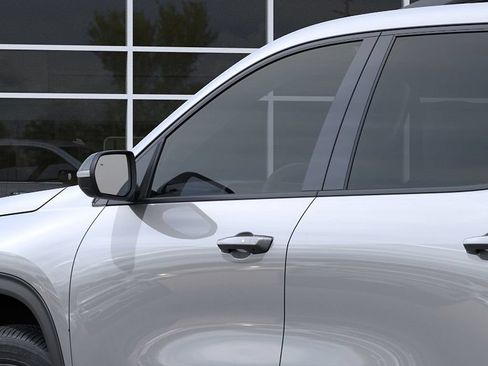 New 2027 Chevrolet Traverse LT w/ Midnight/Sport Edition AWD/4WD image 12