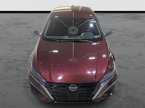 Used 2024 Nissan Altima 2.5 SV image 6