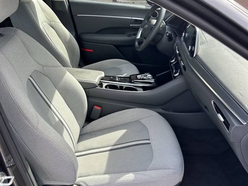 Used 2020 Hyundai Sonata SEL w/ Convenience Package FWD image 11