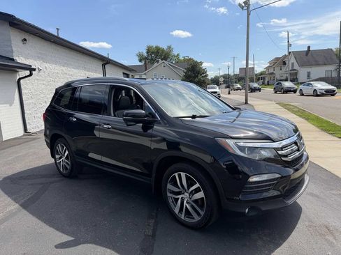 Used 2016 Honda Pilot Touring image 6