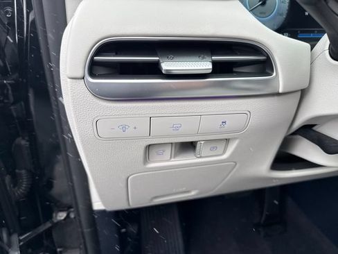Used 2025 Hyundai Palisade Calligraphy AWD/4WD image 16