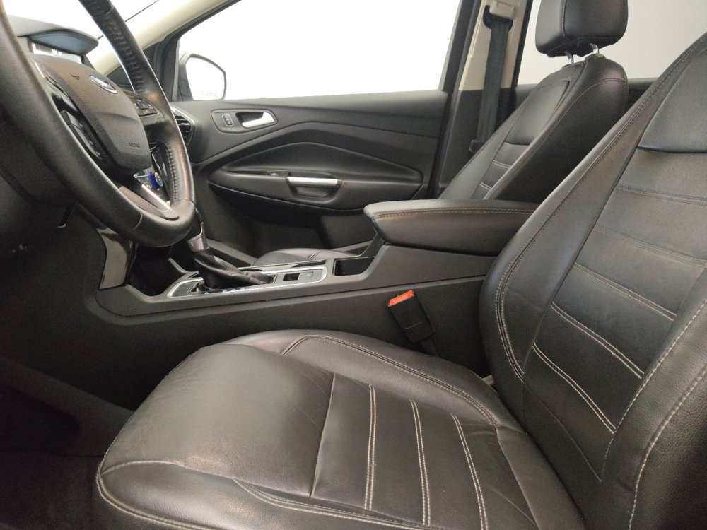 Used 2017 Ford Escape Titanium FWD image 17