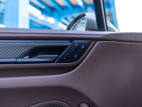 New 2025 Porsche Macan Turbo Electric image 40