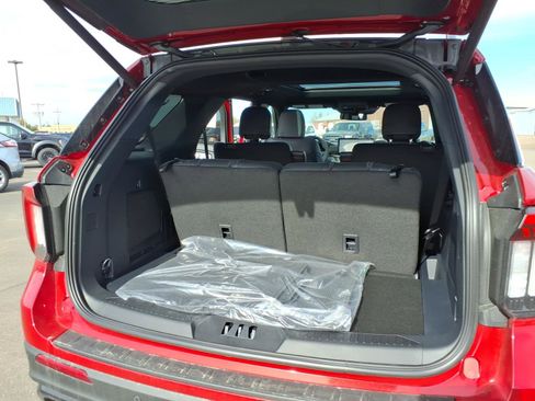 New 2026 Ford Explorer ST w/ Sun And Sound Package image 7