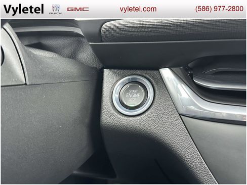 Used 2024 Buick Envista Preferred image 30