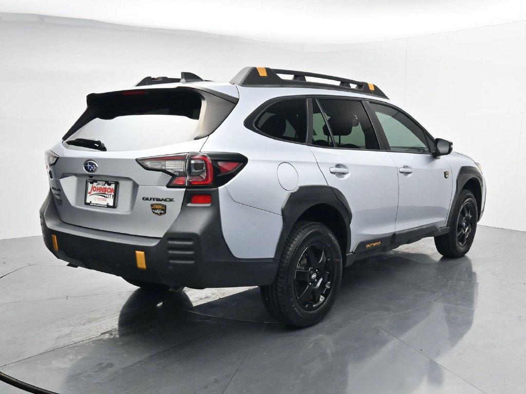 Used 2022 Subaru Outback Wilderness AWD/4WD image 7