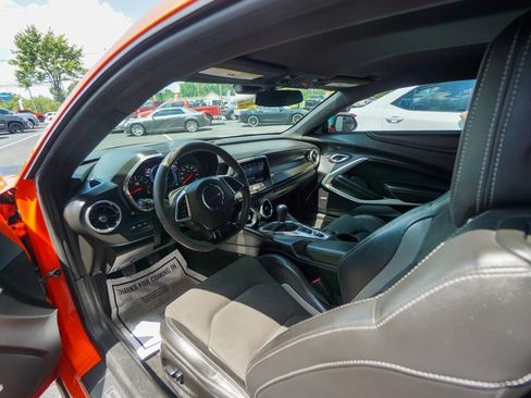 Used 2019 Chevrolet Camaro LT w/ 1LE Track Performance Package image 15