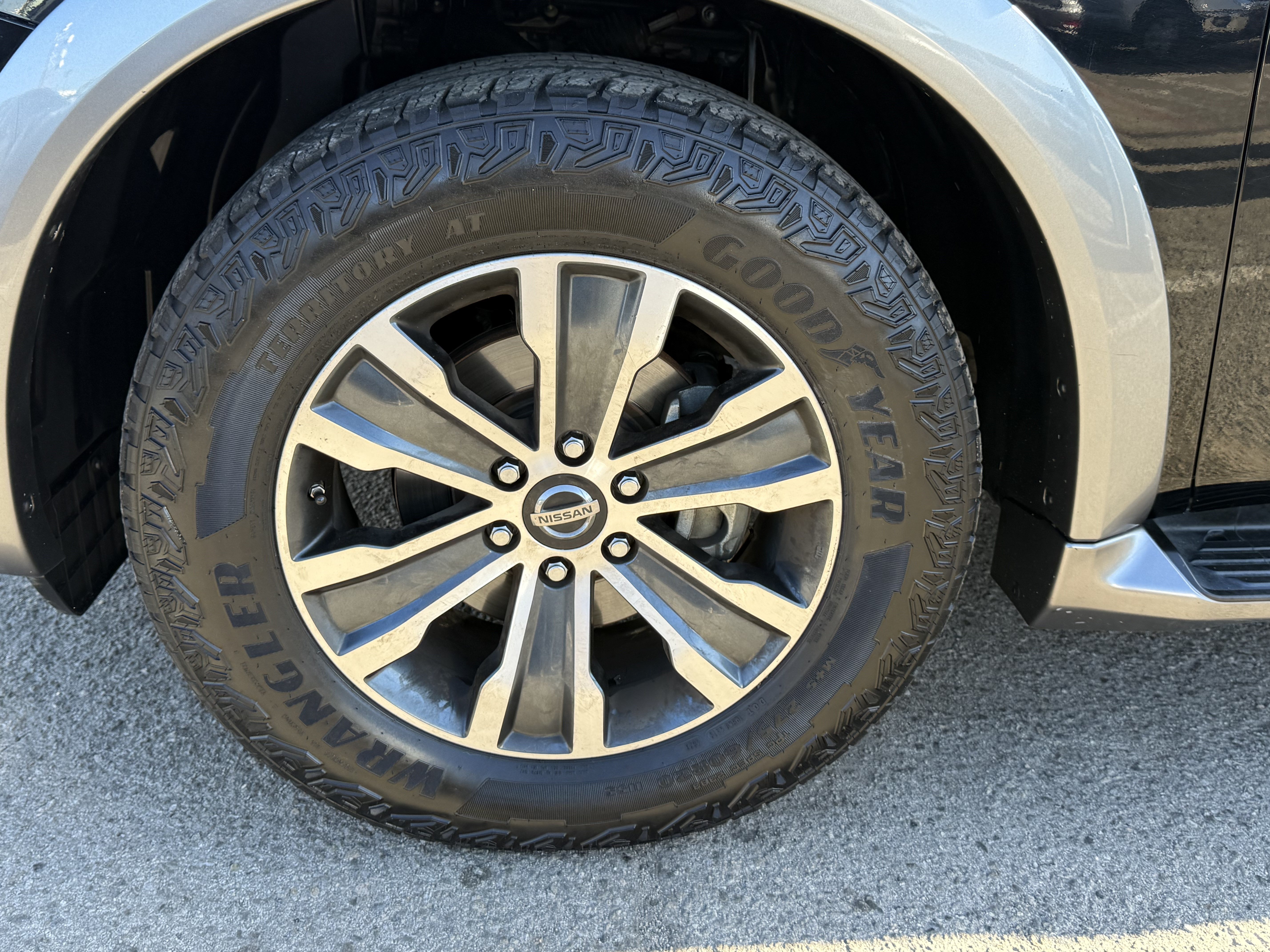 Used 2020 Nissan Armada SL w/ Premium Package AWD/4WD image 24