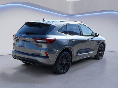 Certified 2023 Ford Escape ST-Line Elite AWD/4WD image 8
