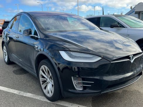 Used 2019 Tesla Model X Long Range image 3