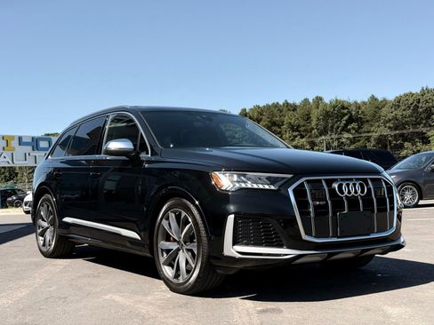 Used 2023 Audi SQ7 Prestige w/ Prestige Package image 15