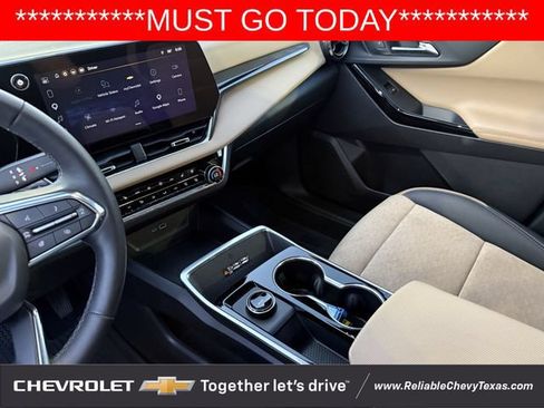 Used 2026 Chevrolet Equinox ACTIV w/ Convenience Package III AWD/4WD image 18