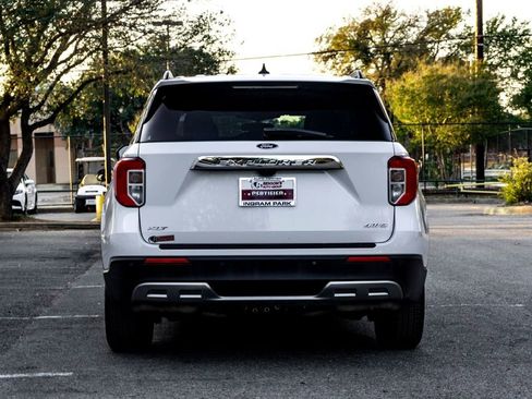 Used 2023 Ford Explorer XLT w/ Equipment Group 202A AWD/4WD image 6