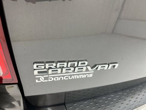 Used 2019 Dodge Grand Caravan GT FWD image 27