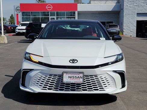 Used 2026 Toyota Camry XSE FWD image 35
