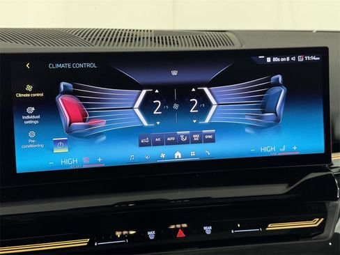 Used 2025 BMW 530i xDrive 530i xDrive w/ Premium Package image 27