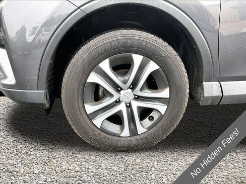 Used 2016 Toyota RAV4 LE AWD/4WD image 8
