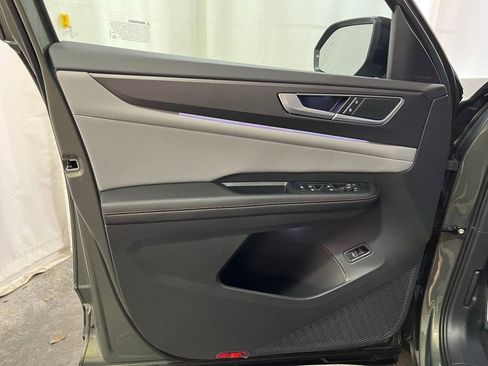 New 2026 Volkswagen Atlas Peak Edition AWD/4WD image 9