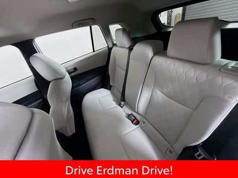 Certified 2026 Toyota Corolla Cross L FWD image 8