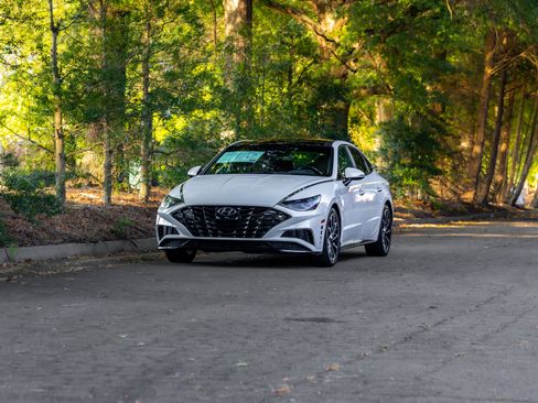 Used 2021 Hyundai Sonata Limited FWD image 42