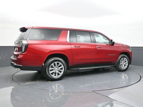 New 2025 Chevrolet Suburban Premier image 16