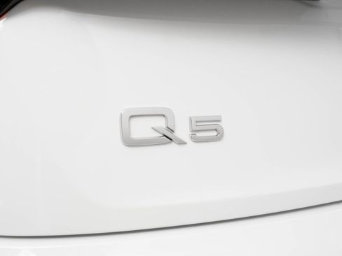 Used 2023 Audi Q5 2.0T Premium Plus w/ Premium Plus Package image 18