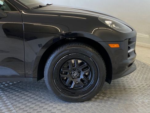 Used 2020 Porsche Macan image 10