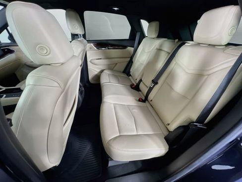 Used 2018 Cadillac XT5 Luxury w/ Driver Awareness Package AWD/4WD image 27