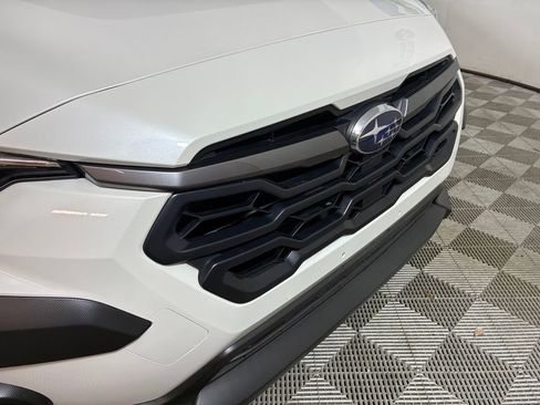 Certified 2025 Subaru Crosstrek 2.0i Premium image 35