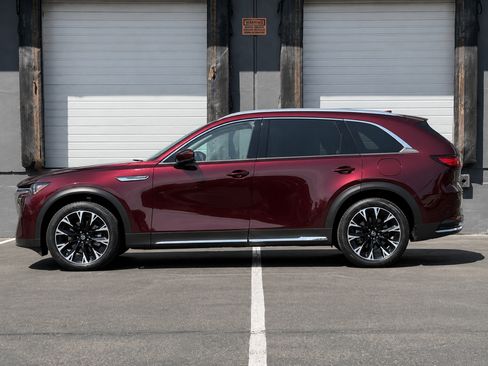 Used 2024 MAZDA CX-90 Plug-In Hybrid w/ Premium Pkg AWD/4WD image 6
