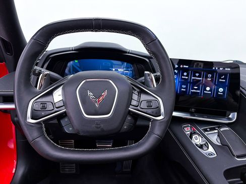 Used 2024 Chevrolet Corvette Stingray Preferred Conv w/ 2LT image 5