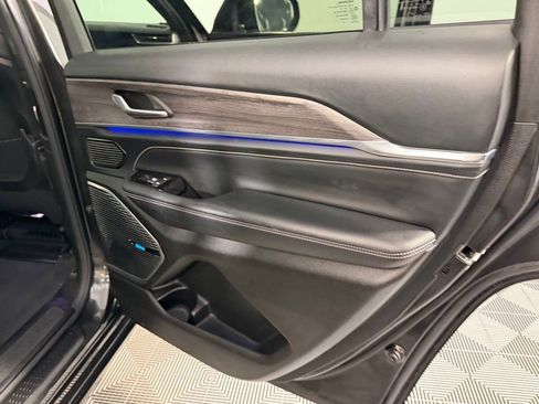 Certified 2022 Jeep Grand Cherokee L Overland image 27