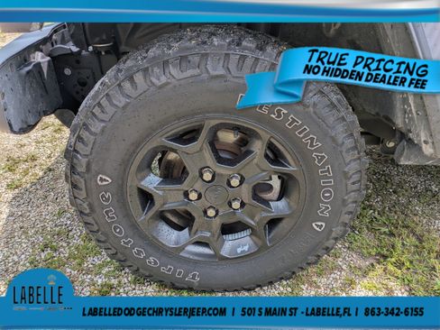 Used 2023 Jeep Wrangler Unlimited AWD/4WD image 10