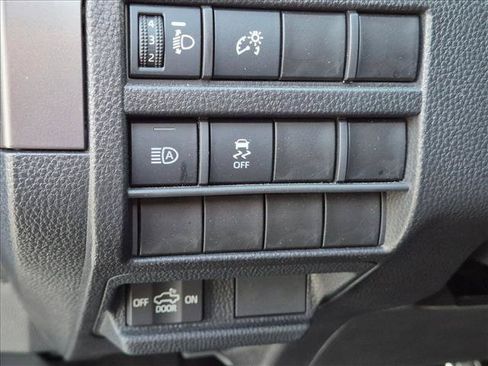 Certified 2024 Toyota Tacoma SR5 AWD/4WD image 13