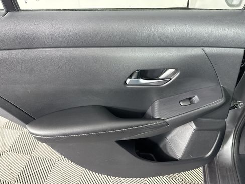 Used 2023 Nissan Sentra SV FWD image 24