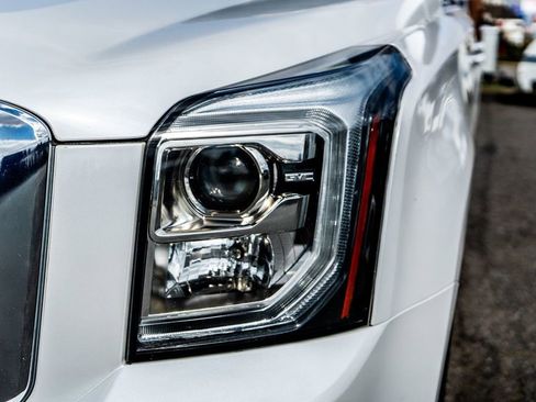 Used 2020 GMC Yukon Denali w/ Denali Ultimate Package AWD/4WD image 7