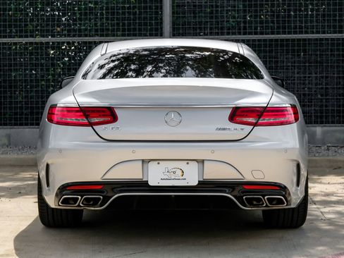 Used 2016 Mercedes-Benz S 63 AMG 4MATIC Coupe w/ Driver Assistance Package image 9