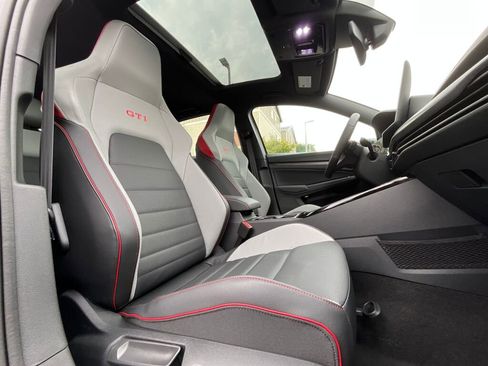 New 2025 Volkswagen GTI SE image 12