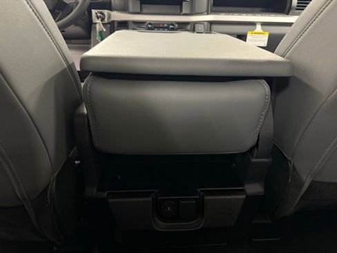 New 2026 Ford F250 XL w/ XL Chrome Package image 15