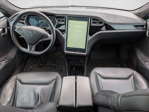 Used 2015 Tesla Model S 70D image 14