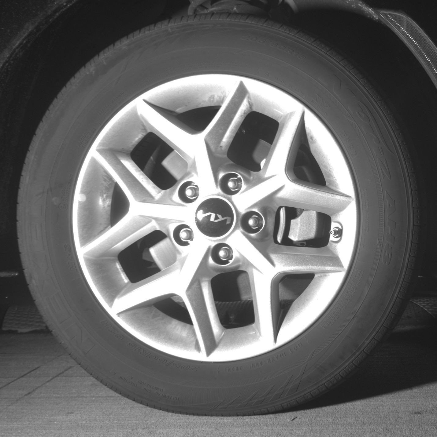 Used 2025 Kia Soul LX w/ LX Technology Package FWD image 15