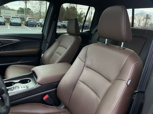 Certified 2025 Honda Ridgeline RTL image 26