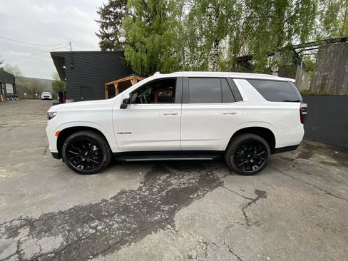 Used 2023 Chevrolet Tahoe LT w/ Luxury Package image 3