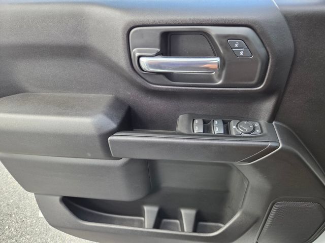 Used 2025 Chevrolet Silverado 1500 Custom w/ LPO, Dark Essentials Package AWD/4WD image 26