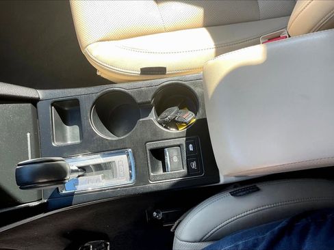 Used 2015 Subaru Outback 2.5i Limited image 10