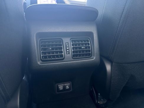 Used 2025 Toyota Camry LE image 23