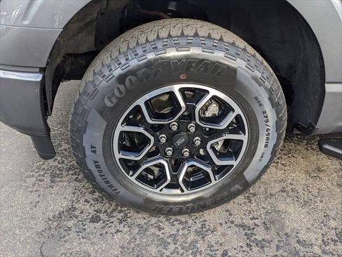 Used 2022 Ford F150 XLT w/ Equipment Group 302A High AWD/4WD image 8